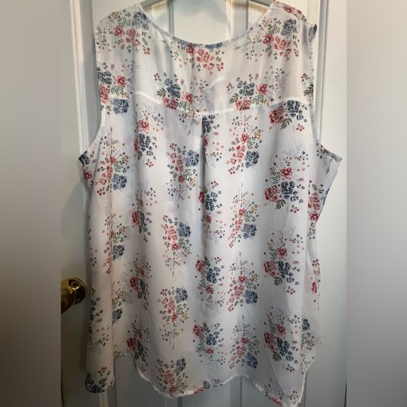 Terra & Sky White and Red Tie Front Blouse - Picture 2 of 3